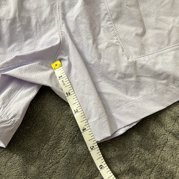 Lululemon Bowline Short 5" *Stretch Ripstop - Lavender size Medium - Picture 2 of 4